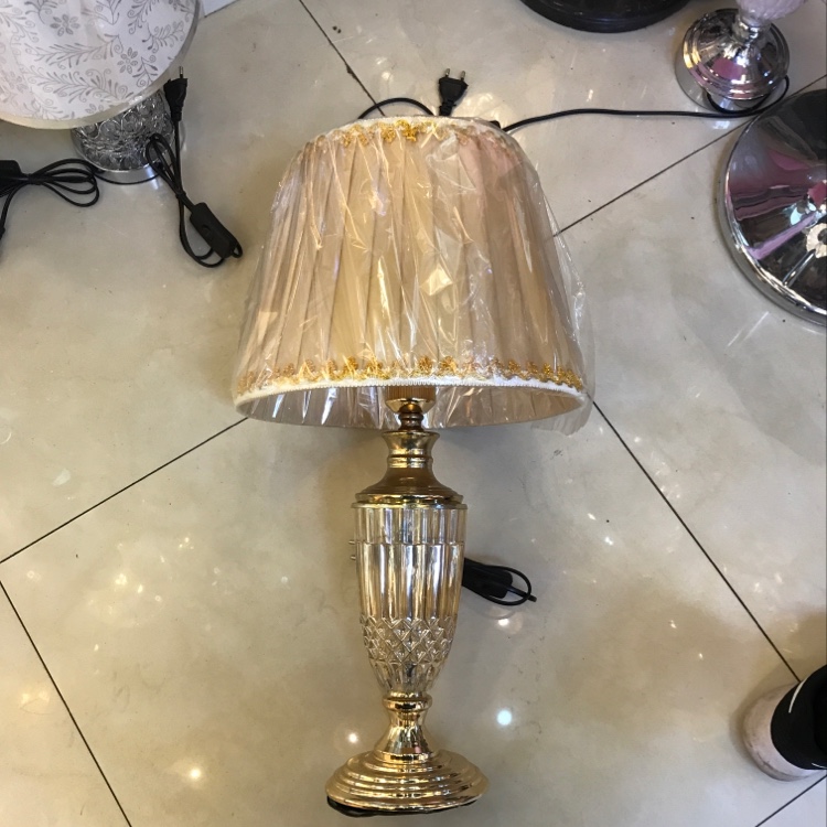 2023 New Chinese Style Crystal Glass Table Lamp High-Grade Ins Style Eye Protection Table Lamp Bedroom Bedside Lamp Ambience Light