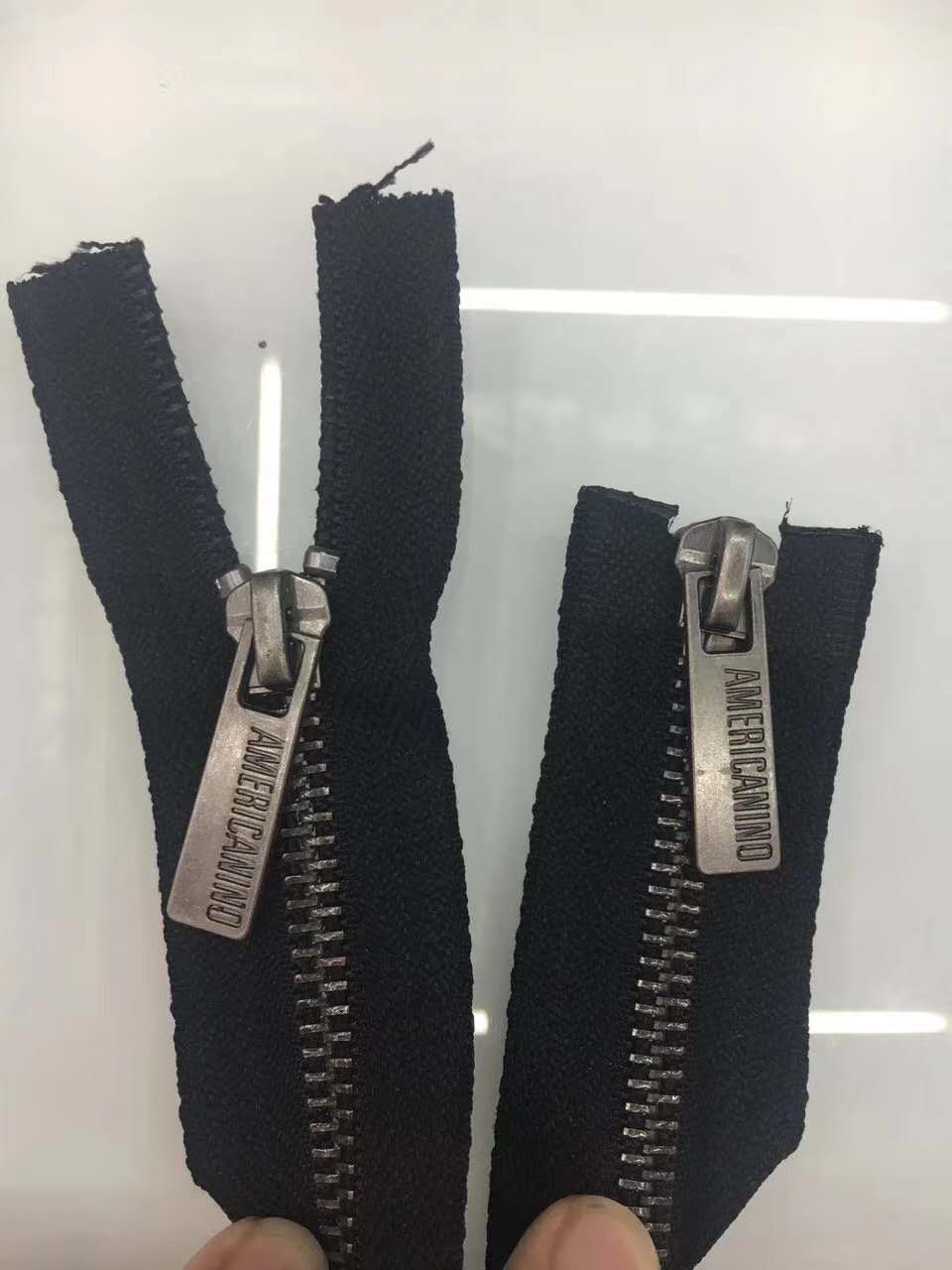 Yiwu Huada Die Casting Hongyu Zipper Factory Direct Sales 3#4#5# Copper/Aluminum Closed YG Head Jeans Zipper
