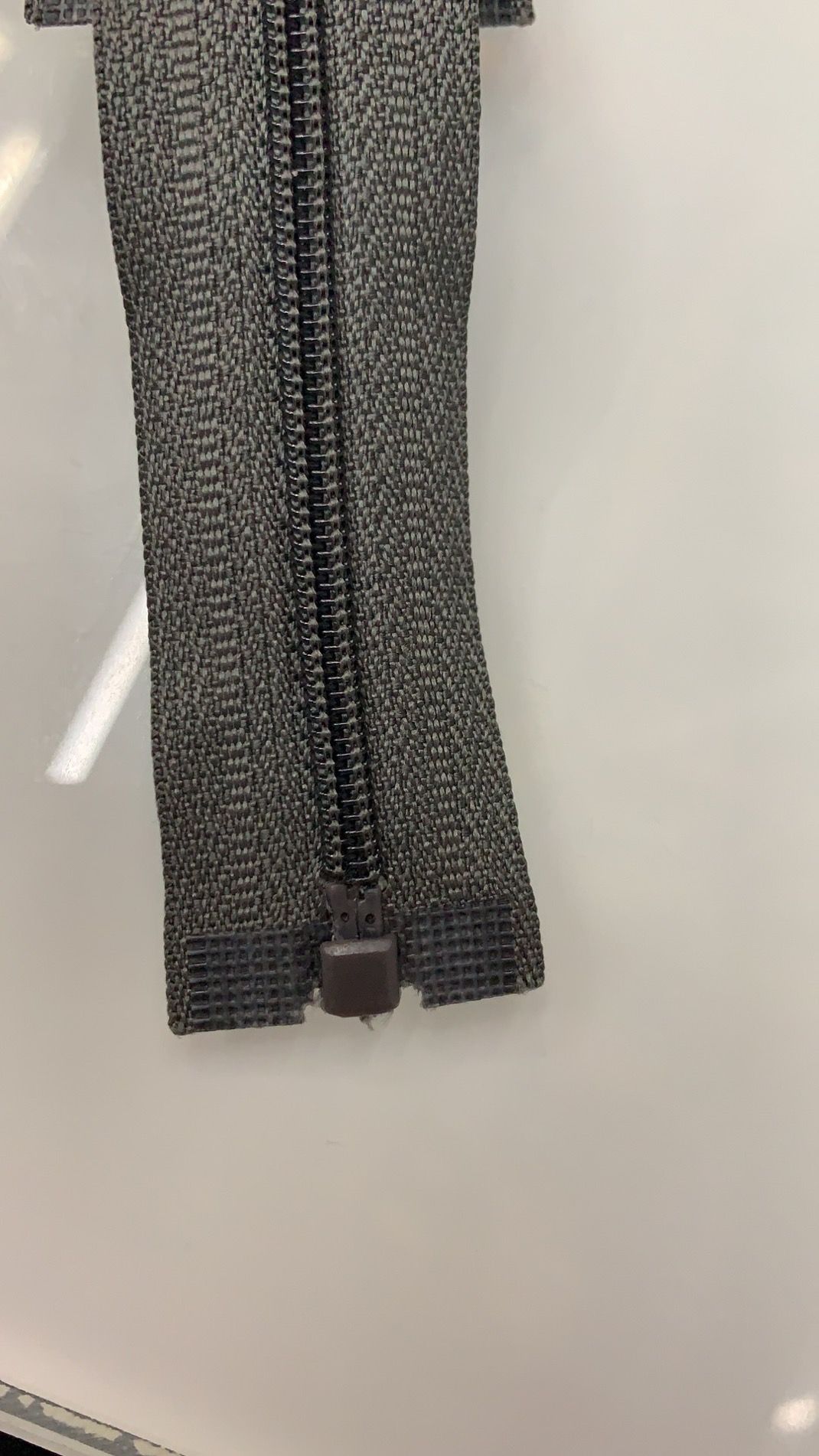 Factory Direct Sales 3# Nylon Open Spring Leather Tip Black Nickel Plastic Split Parts