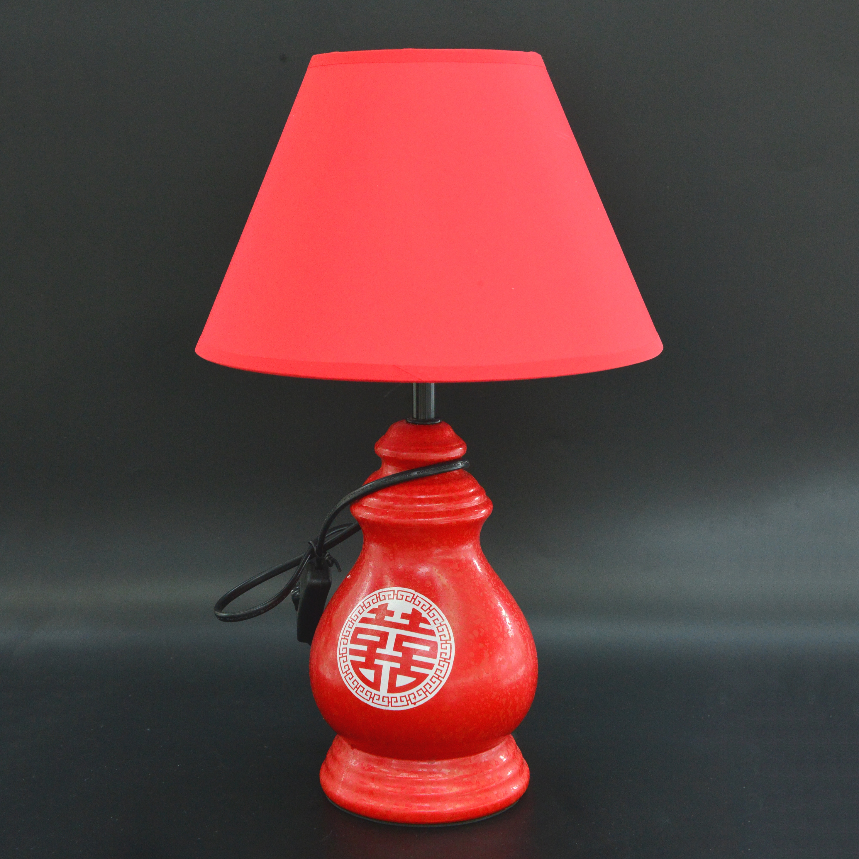 Festive Xi Character Red Wedding Ceramic Table Lamp Chinese Style