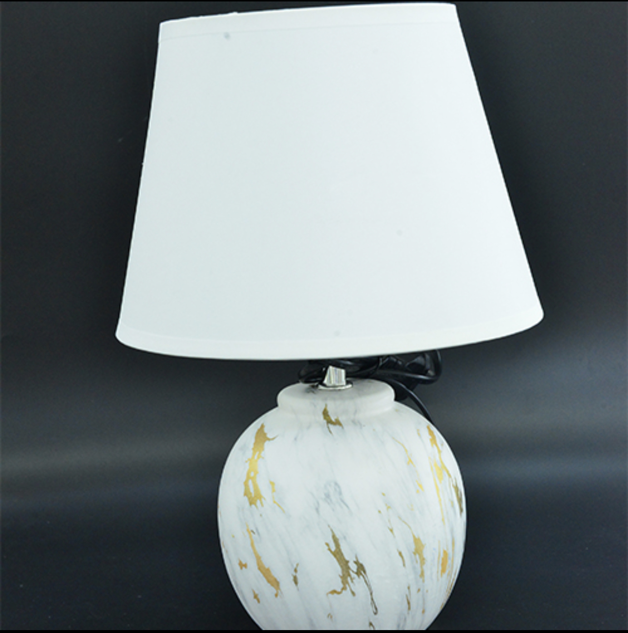 Zhilian Wholesale Supply White Fabric Table Lamp Modern Ceramic Table Lamp