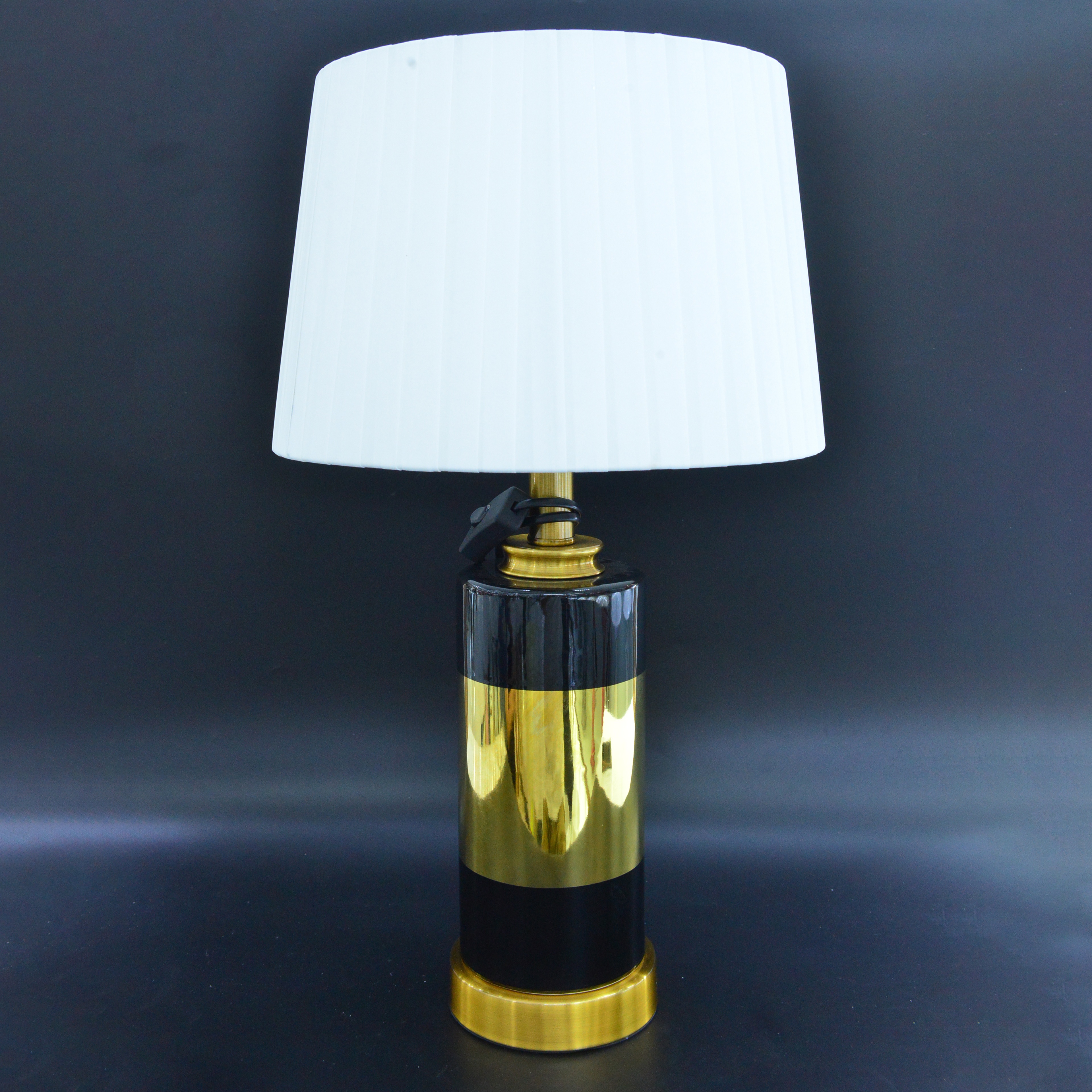 High-End Entry Lux Modern American Style Desk Lamp Bedroom Hotel Bedside Ceramic Lamp