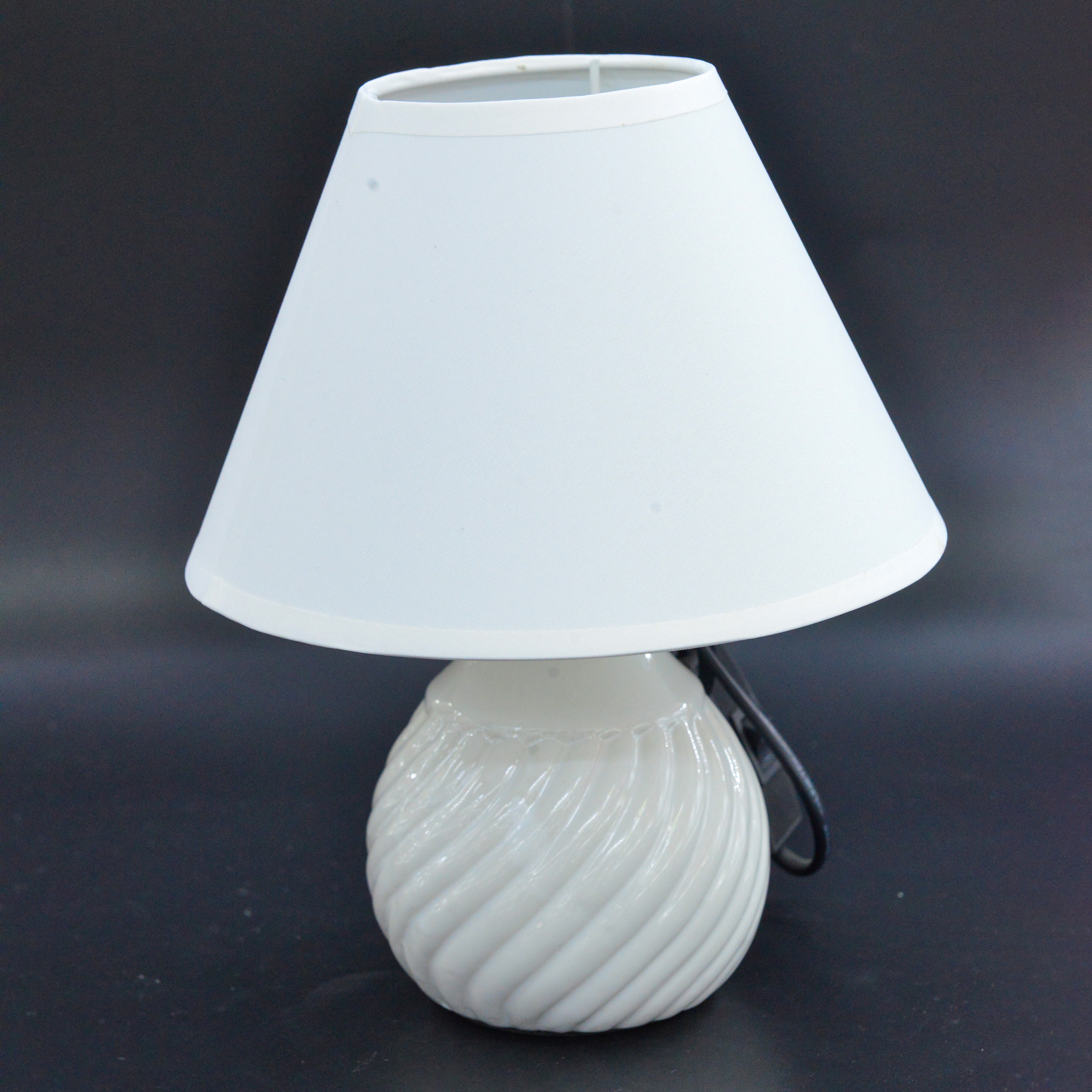 Mini Ceramic Small Desk Lamp Small Twisted Table Lamp Creative Decorative Ceramic