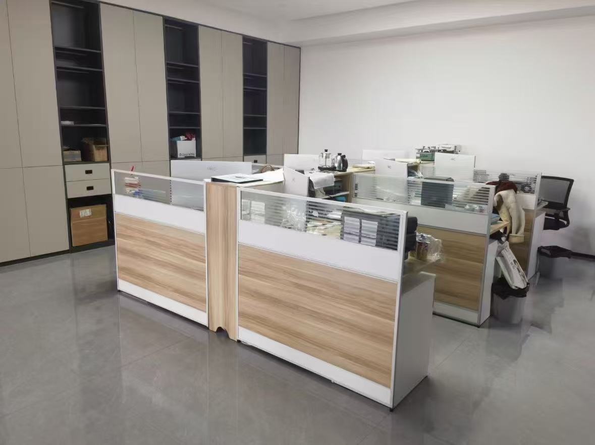 Professional kitchenware and home appliance manufacturing factory, specializing in various types of stoves and household small appliances. Our product range is rich, quality is excellent, and we offer favorable prices for large quantities. We support customization and OEM services, with immediate delivery from stock and long-term stable supply. We sincerely invite customers from all over the country to cooperate for mutual benefit.