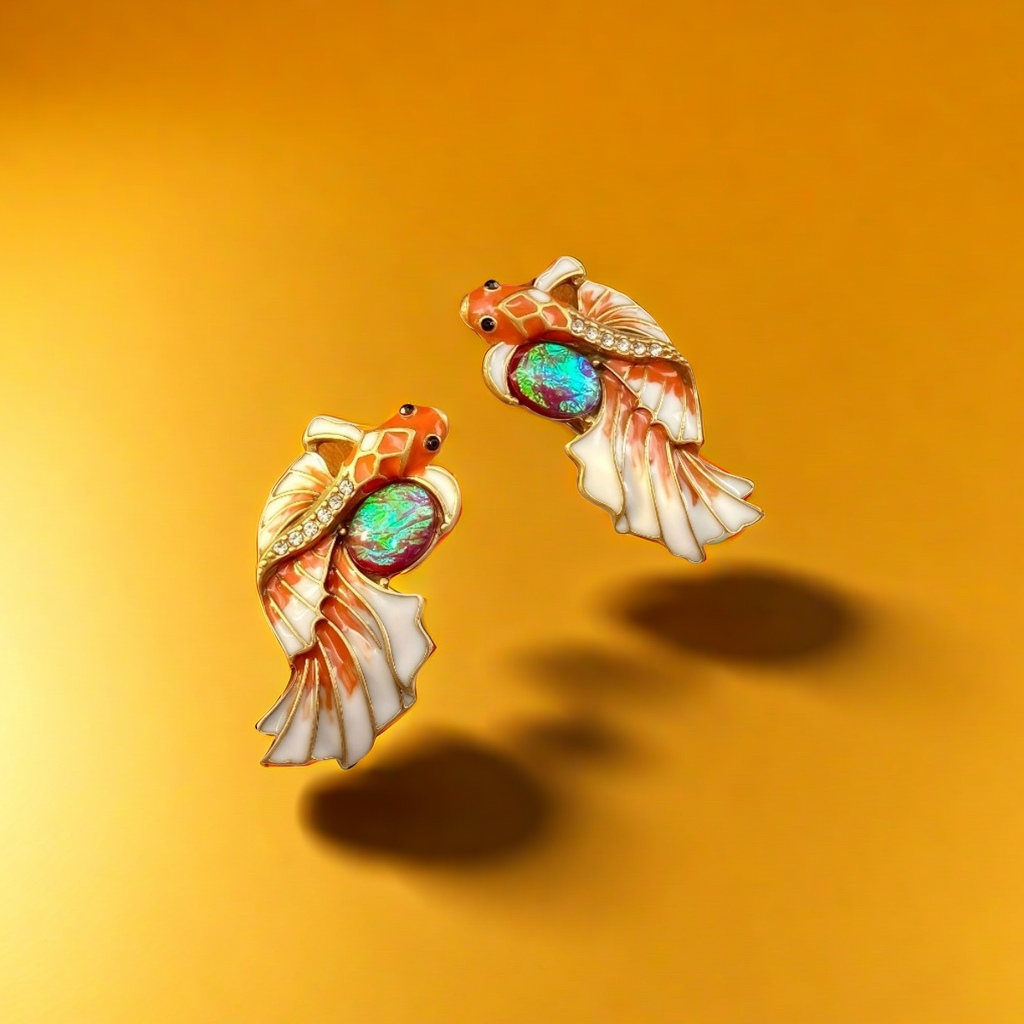 【SUGEBEINI】 Koi fish-shaped enamel earrings, iridescent opal diamond earrings, retro Chinese style, niche design accessories ZEH00016 details Picture