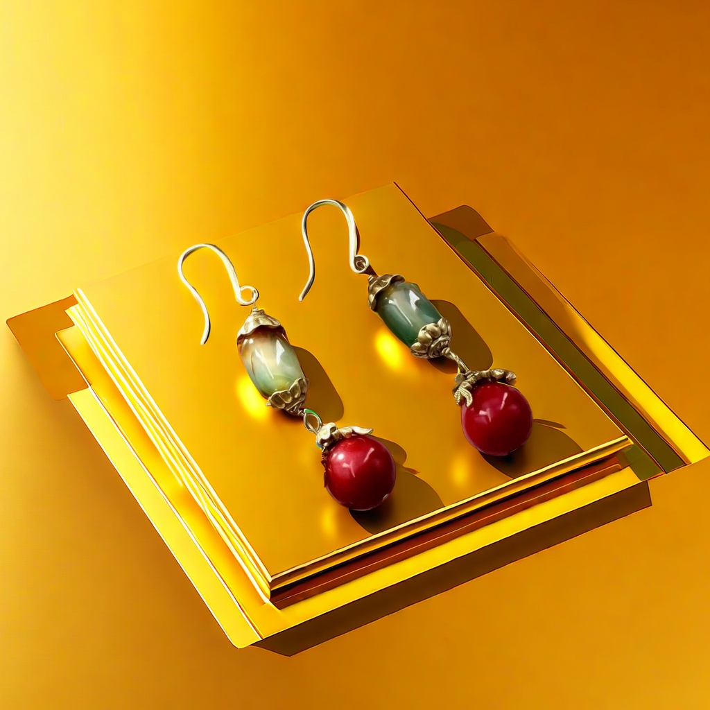 【SUGEBEINI】 Retro contrasting color agate ear hooks, red and green gradient gemstone pendant earrings, Chinese style niche design sense, light luxury earrings ZEH00039 details Picture