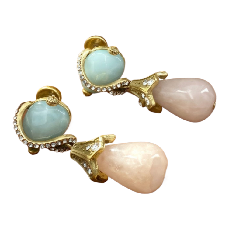 【SUGEBEINI】 Retro color-blocking gemstone earrings, blue and pink teardrop-shaped diamond-encrusted earrings, light luxury and niche artistic French earrings ZEH00034 Item Picture