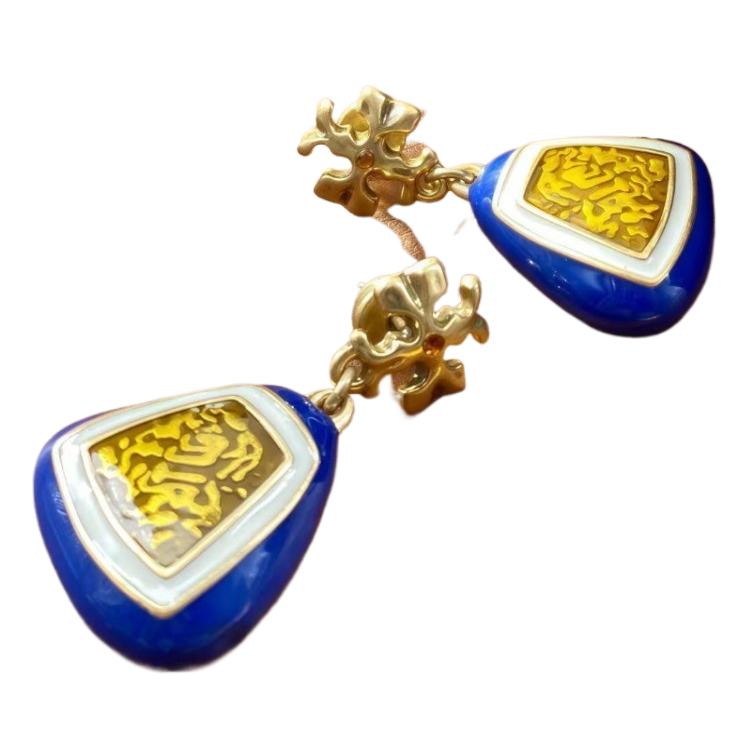 【SUGEBEINI】 Retro court style blue and white contrasting enamel earrings with golden pattern decorative earrings, light luxury and niche artistic French earrings ZEH00044 Item Picture