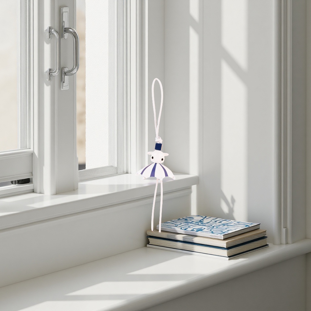 蓝色条纹章鱼造型挂件挂饰成品白色背景创意装饰品个性摆件潮流配饰产品图