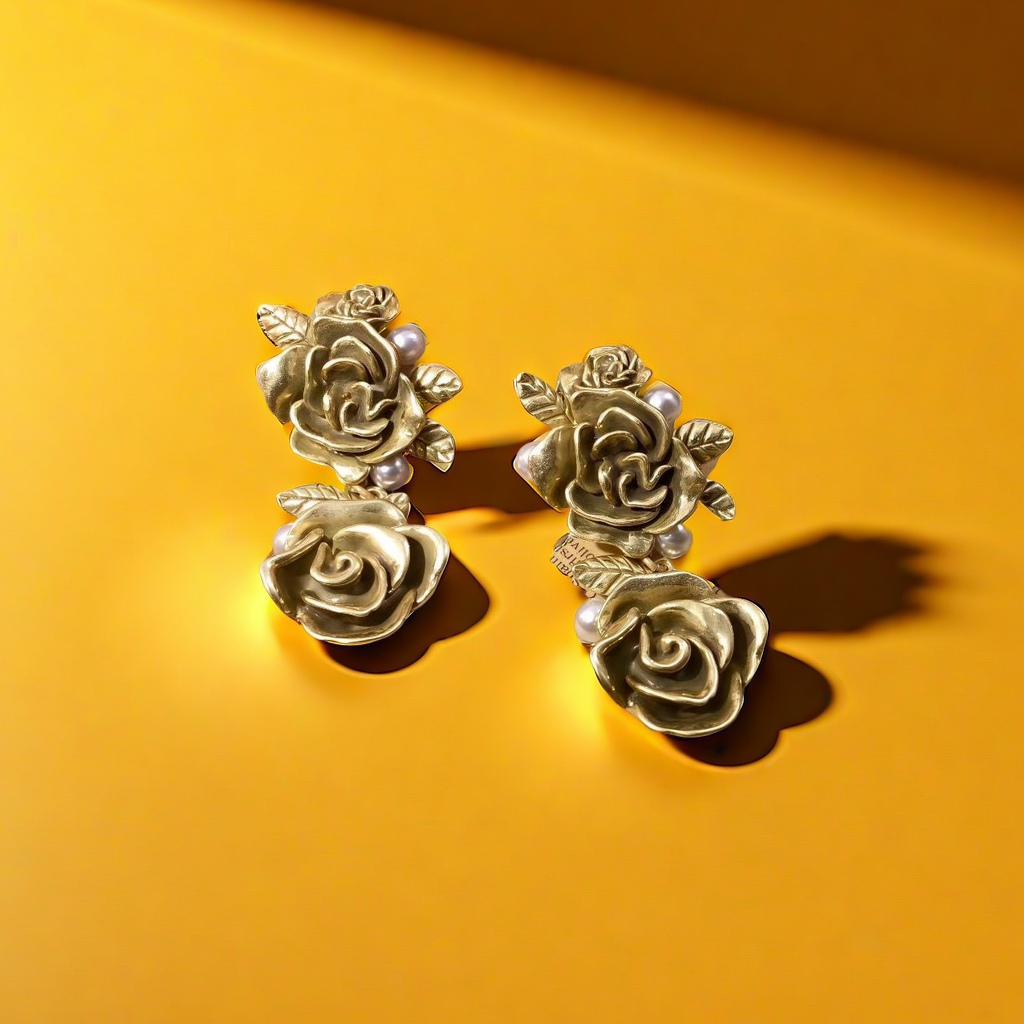 【SUGEBEINI】 Retro court-style golden rose bead stud earrings with a niche design sense. Rose stud earrings ZEH00080 Item Picture