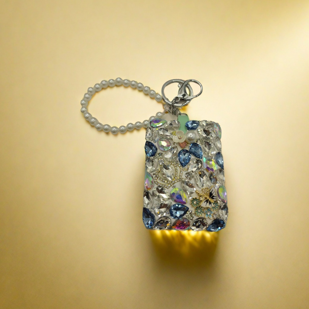 Sanrio phone case luxurious decoration, crossbody chain, coconut shell handicraft, small shoulder bag, plush, fashionable and versatile Item Picture