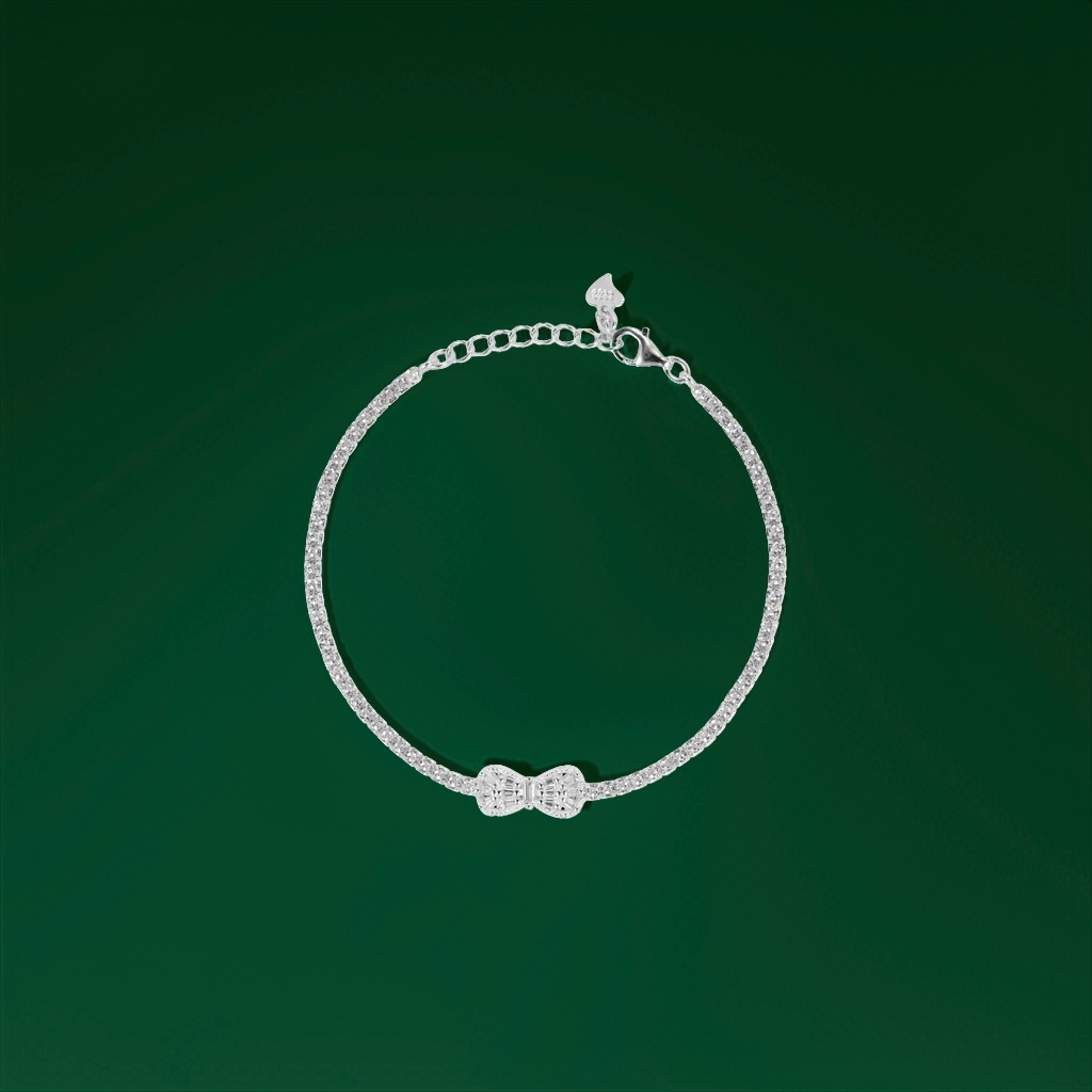 Silver diamond-encrusted bow silver jewelry bracelet, fashionable women's simple and trendy jewelry DSC02793 Application Scenario