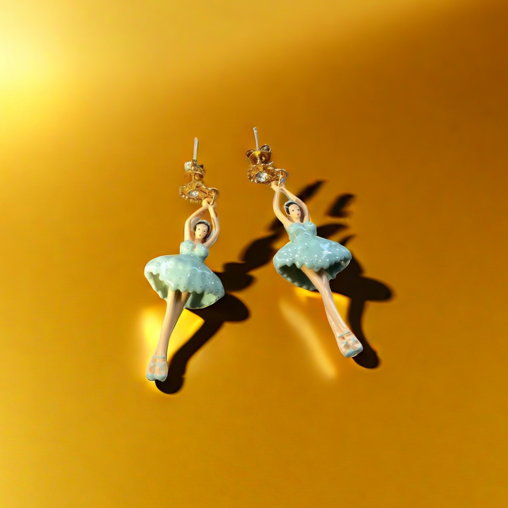 【SUGEBEINI】 Light blue gauze ballet stud earrings in the style of vintage ballet dancers and ballet girls ZEH00220 Specification image