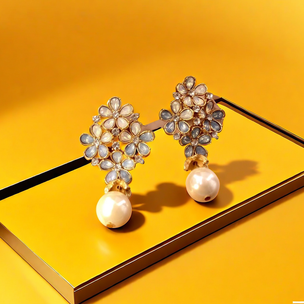 【SUGEBEINI】 Vintage court style earrings with a retro, light luxury and high-end feel, heavy craftsmanship flower stud ZEH00313 details Picture