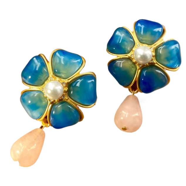 【SUGEBEINI】 Retro court-style floral stud earrings with a niche design and a sense of sophistication. Colorful floral stud earrings ZEH00317 Item Picture