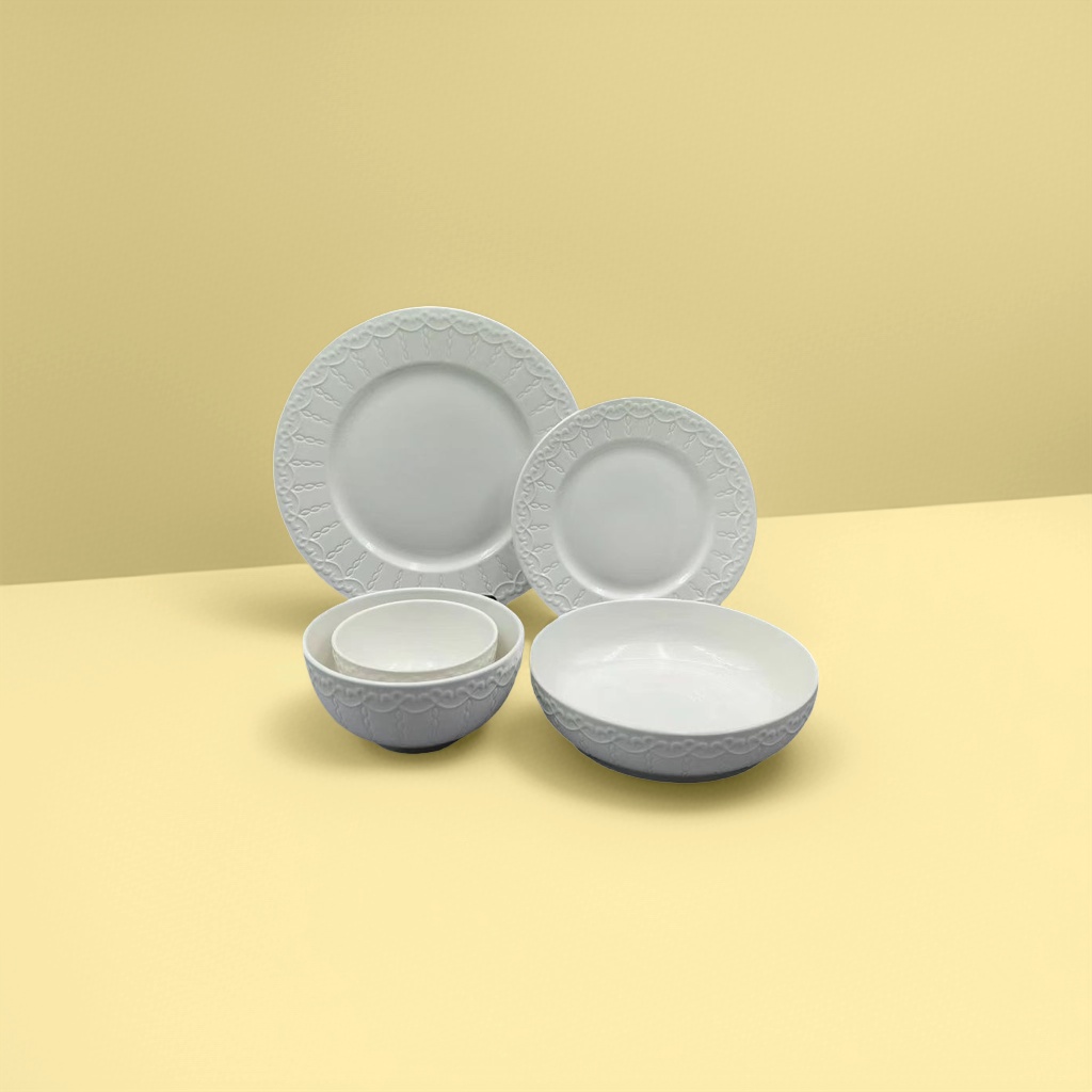 White ceramic tableware plates and bowls, home simple dining plate set, ceramic plates Application Scenario
