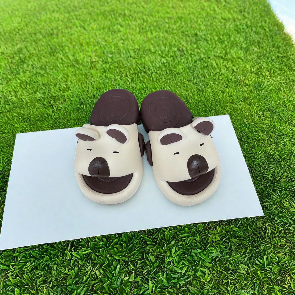 Cartoon panda pattern slippers for casual home use, anti-slip soft-soled home slippers