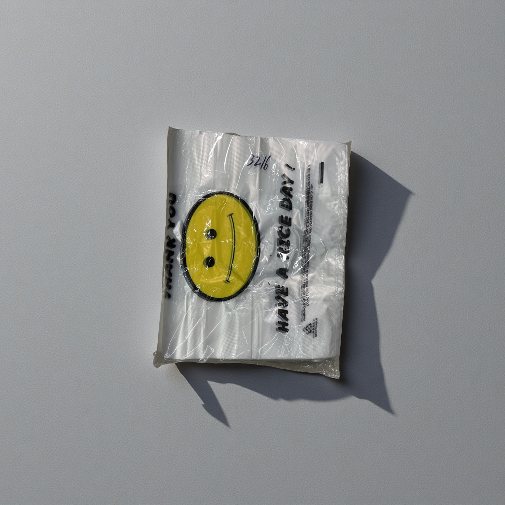 Smiling face pattern plastic bags, daily storage bags, large transparent household bags Application Scenario