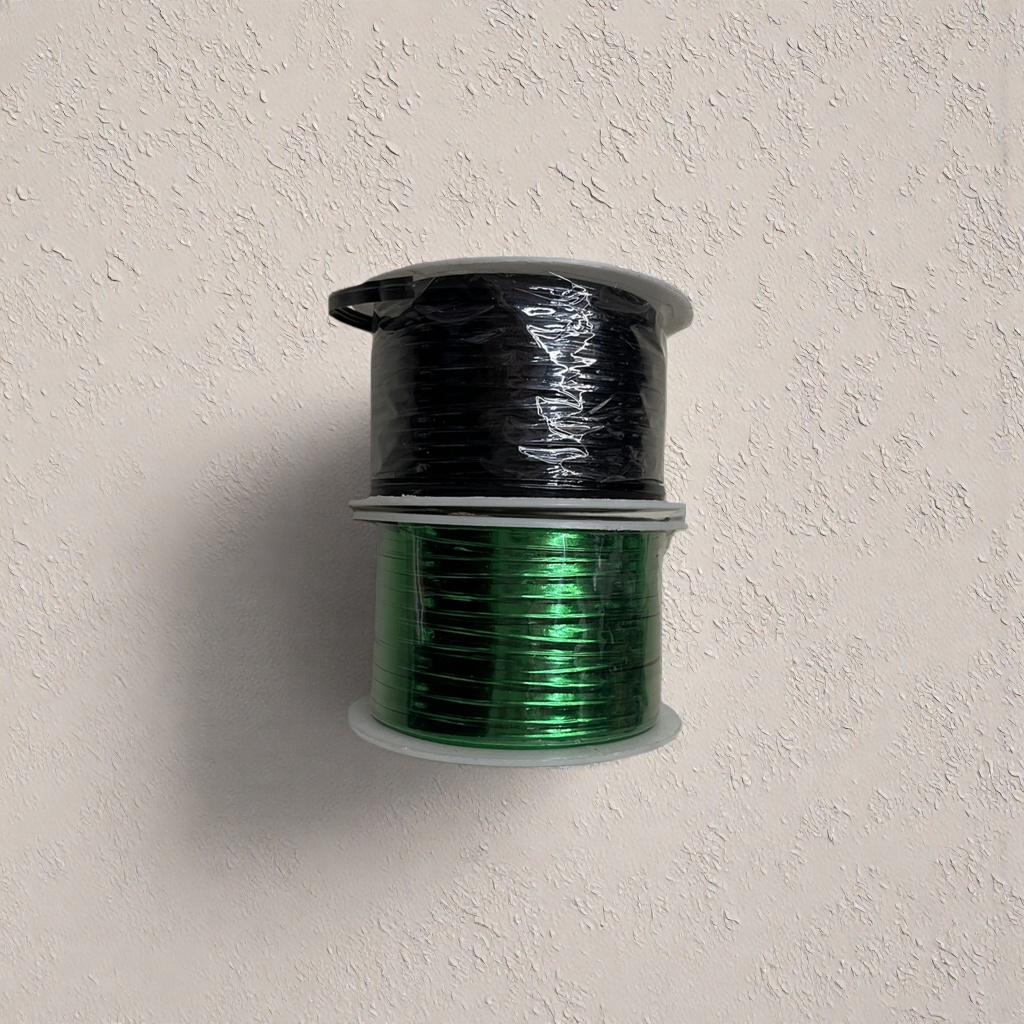 Adjustable ribbon reels for decorating gift packaging with colorful ribbon reels Application Scenario