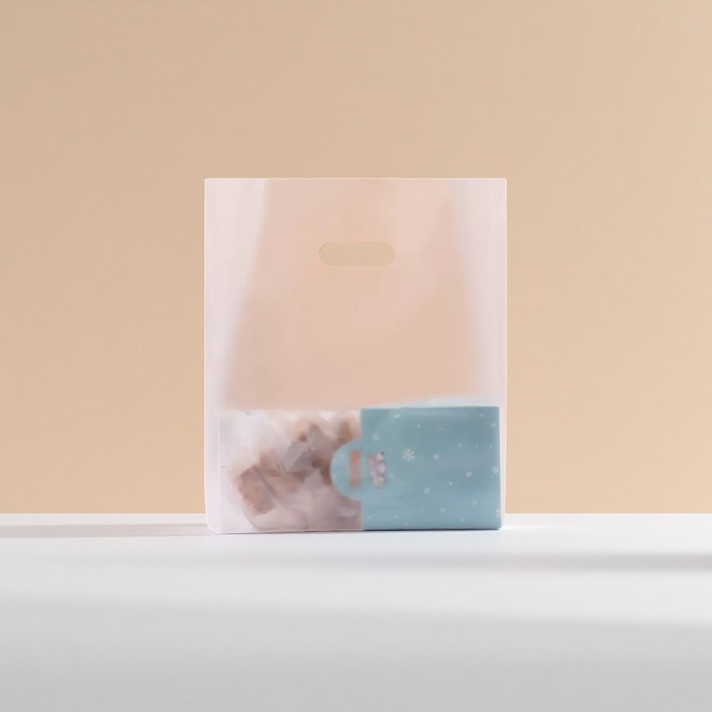 Transparent plastic bags, product packaging bags, reusable eco-friendly bags, large-capacity thickened leak-proof bags Application Scenario