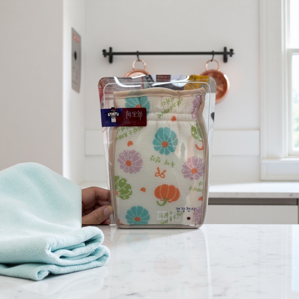 Printed fabric bags are reusable, eco-friendly fabric bags and large-capacity shopping bags details Picture