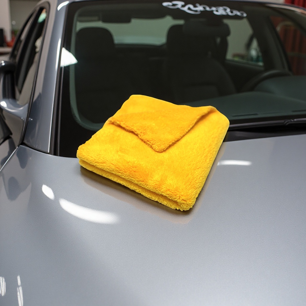 Automotive microfiber towels, specially designed for car drying, cleaning, detail care and polishing, are made of soft and borderless microfiber fabric Specification image