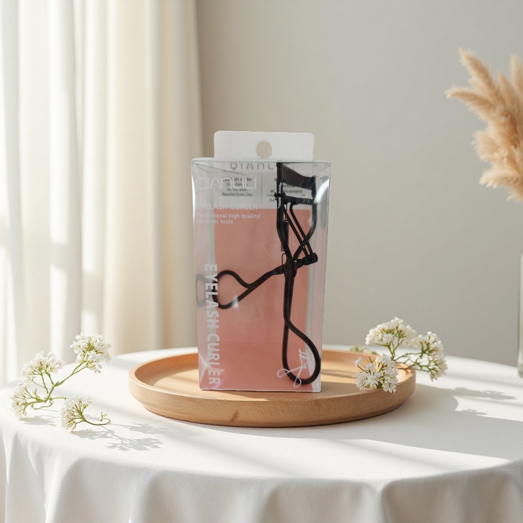 Thickened stainless steel eyelash curler, anti-slip eyelash curler, eyelash curler styling wonder 170531529 Application Scenario