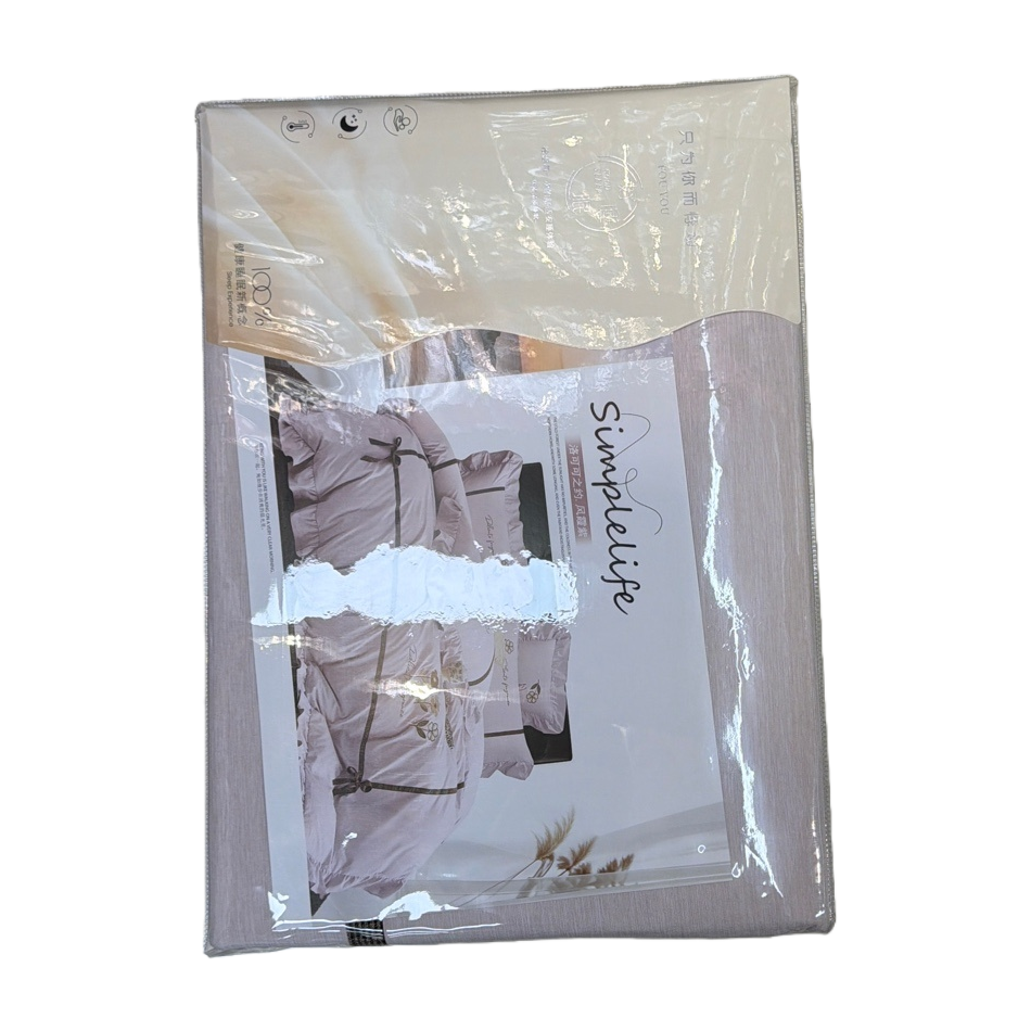 The bedding set comes in a gift box with exquisite packaging, making it an excellent gift Item Picture