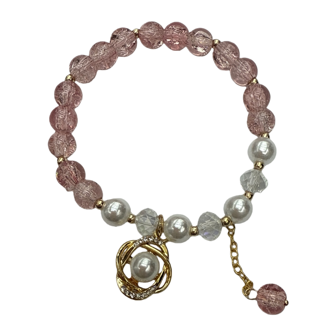 A simple and fashionable gift for girls with a pink crystal imitation pearl bracelet Item Picture