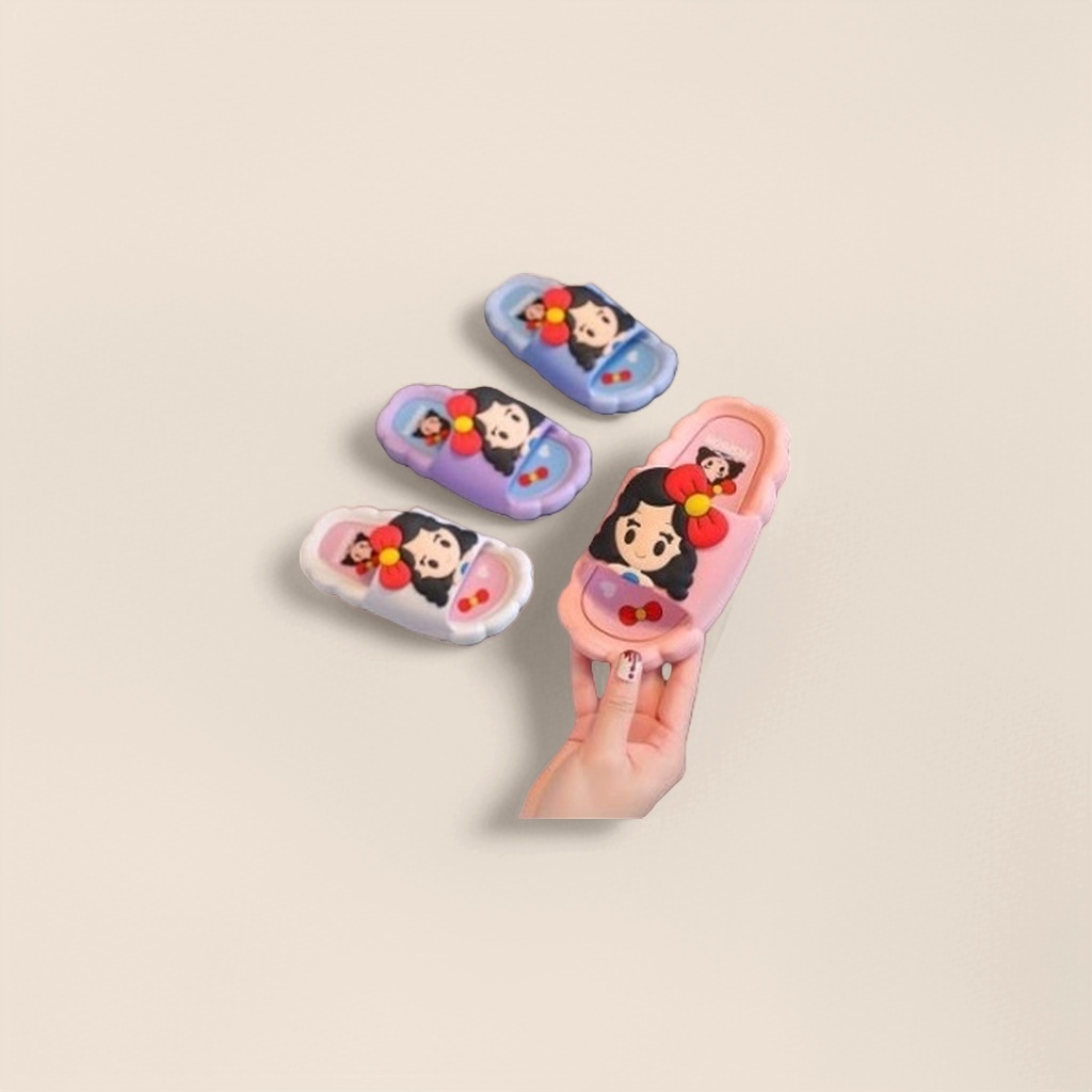 童拖鞋实物图