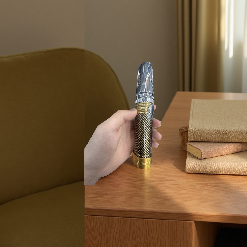 A portable anti-scald smoking device with a metallic texture handheld mouthpiece Specification image