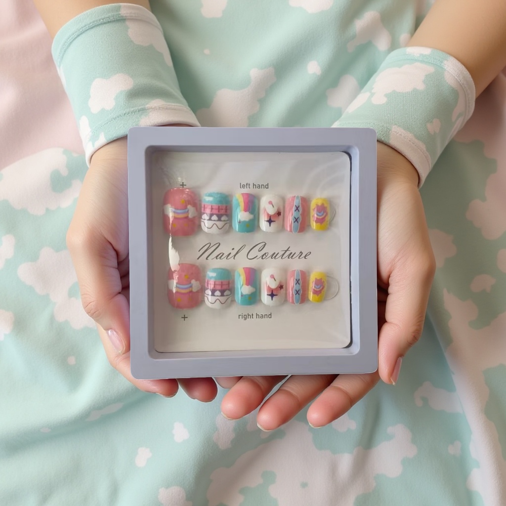Colorful nail art patches are fashionable and versatile. They are simple and exquisite nail decorations Specification image