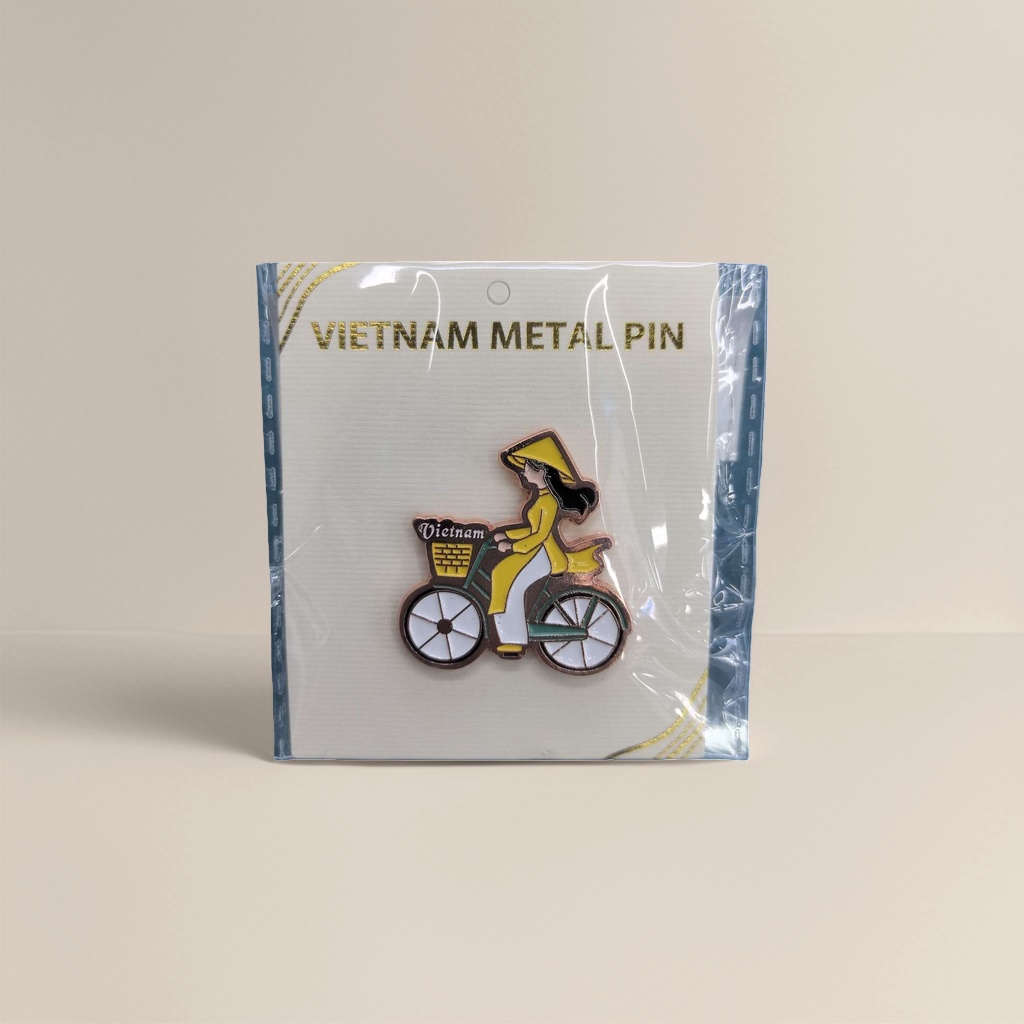 Emblema de metal vietnamita ciclismo vietnamita mujeres patrón diseño colección vintage única 151934433 Application Scenario