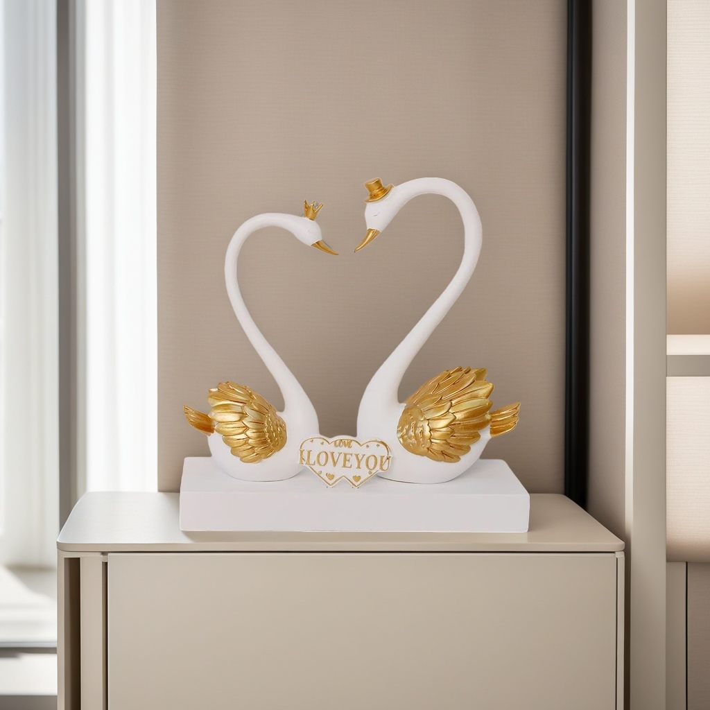 Couple swan ornaments: A pair of white swans with golden wings decorating the neck. Heart-shaped base engraved with "LOVE YOU" Application Scenario