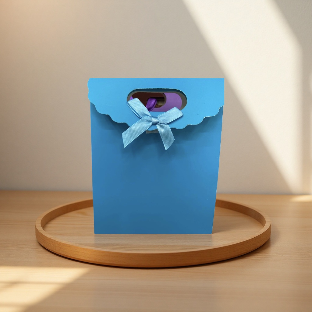 蓝色礼盒产品图