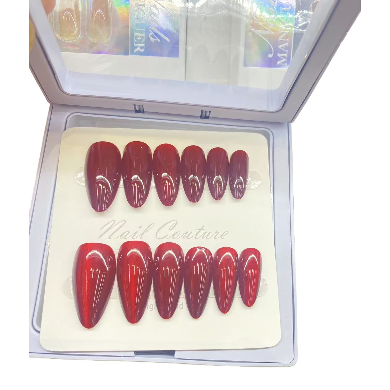 A new type of nail tool kit with detachable nail patches and long-lasting nail glue that won't fall off Item Picture