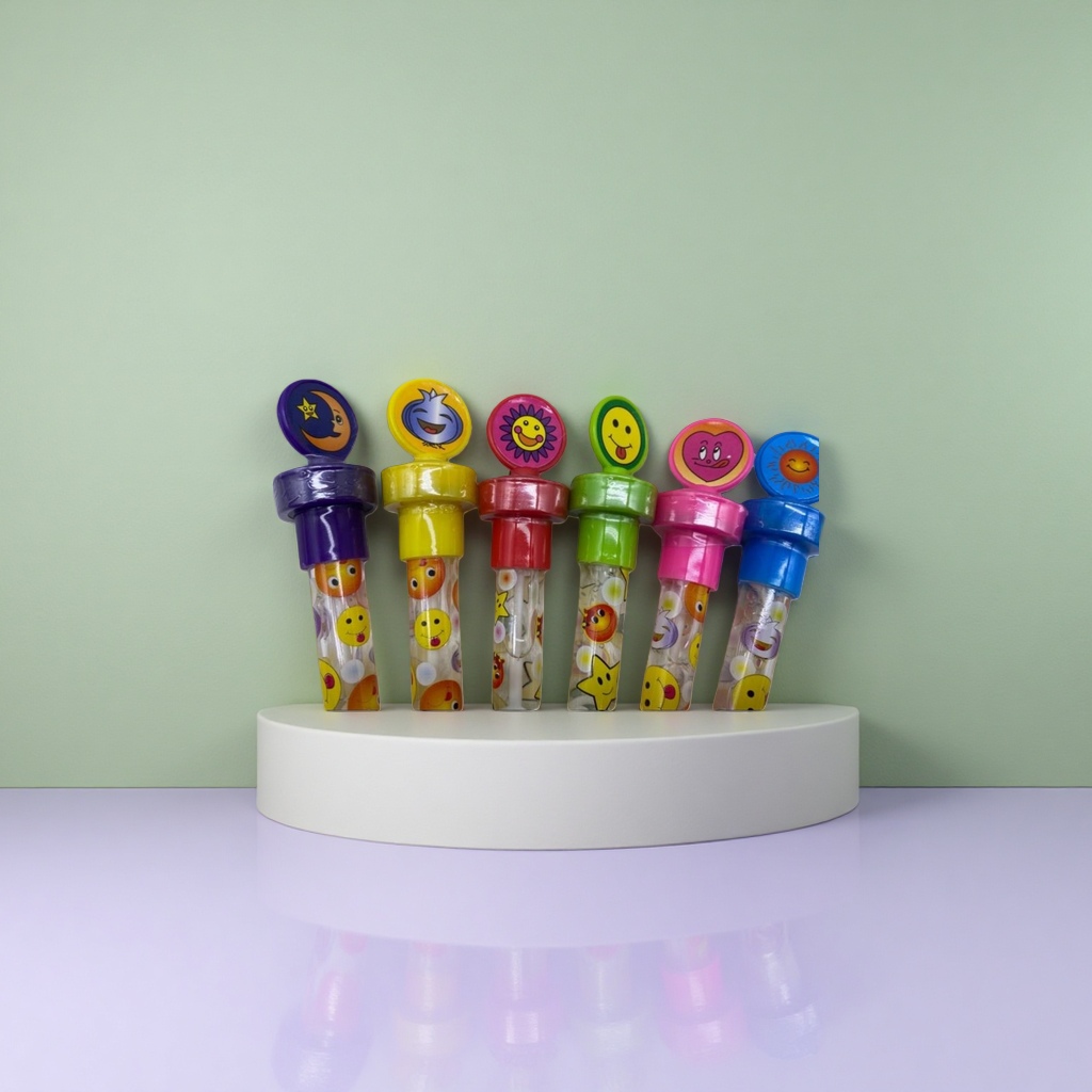 Seis plumas de color color smiley pen cap studentstationery cute pen set Application Scenario