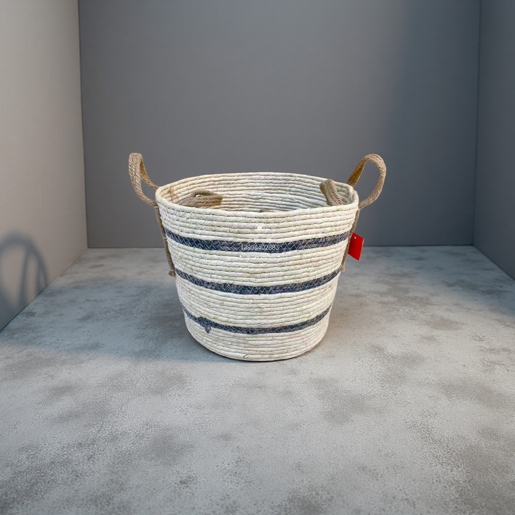 Woven baskets, rattan storage baskets, handcrafted bamboo baskets, home decoration baskets Application Scenario