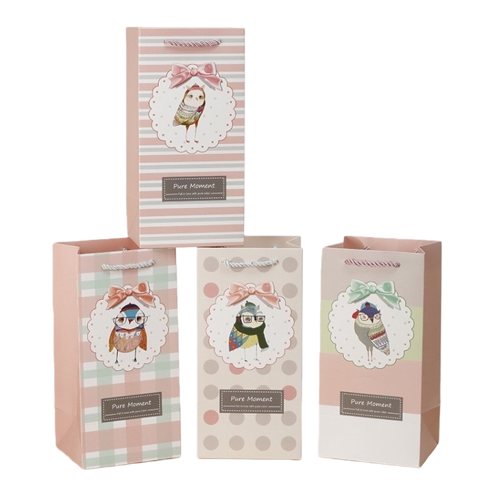 可爱卡通猫头鹰图案+礼品袋白底实物图