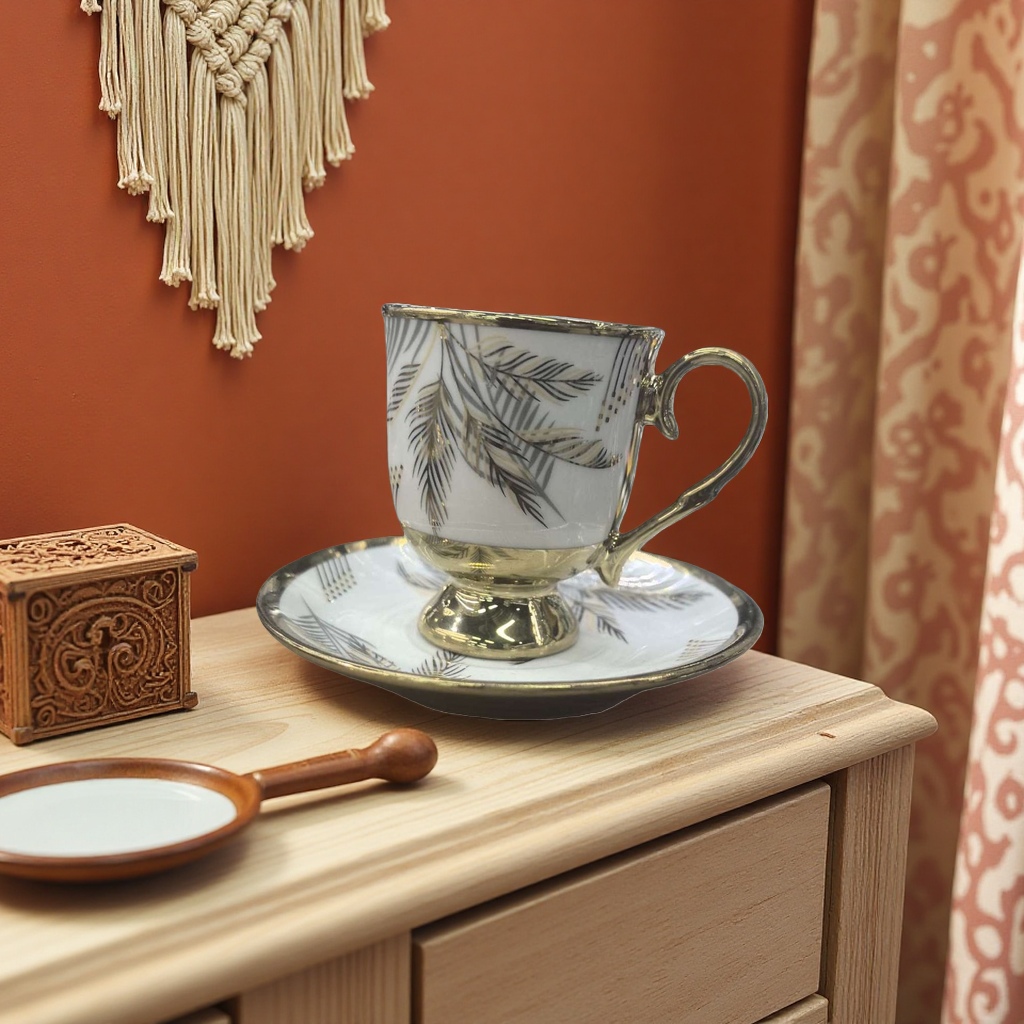 金色边框棕榈叶图案茶杯茶托套装