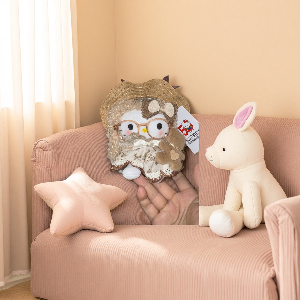 Hello Kitty玩偶细节图