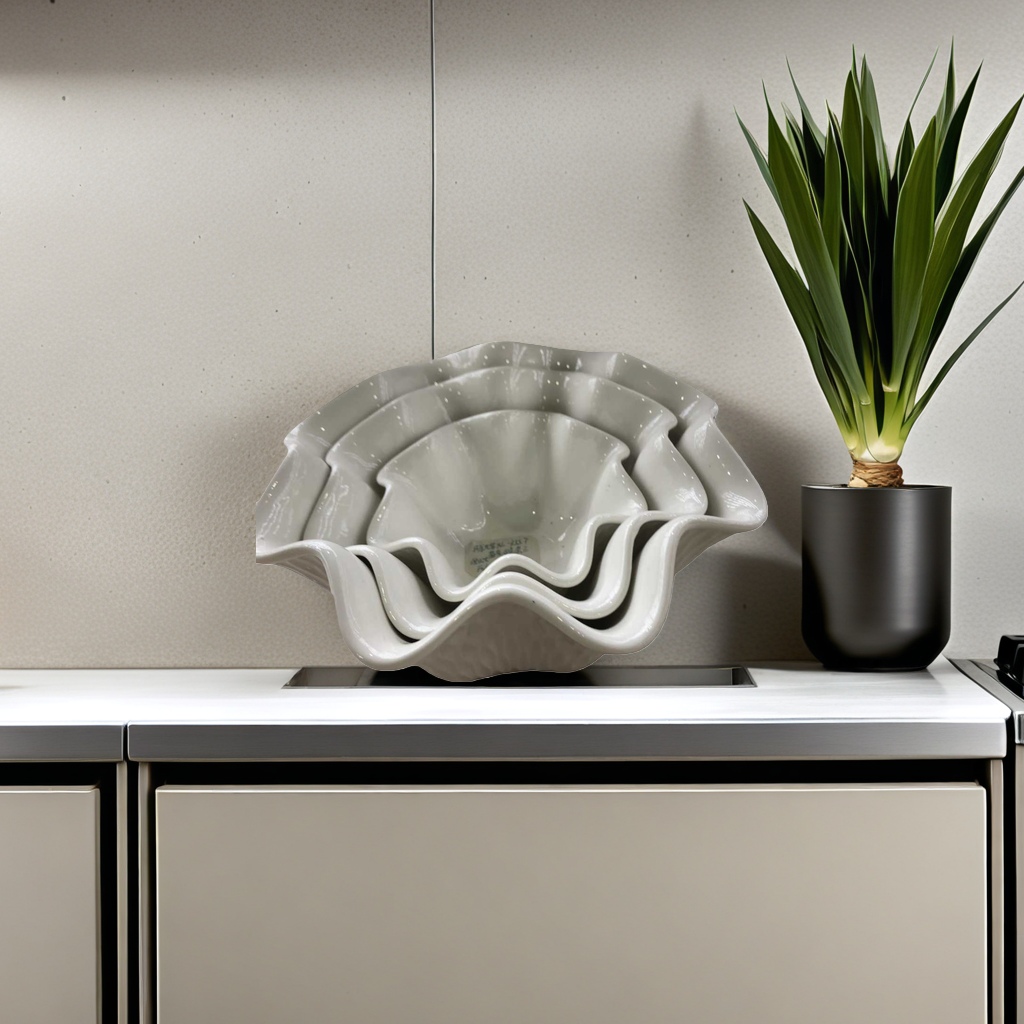 12 white ceramic bowls are used for household tableware. The glaze is smooth and durable