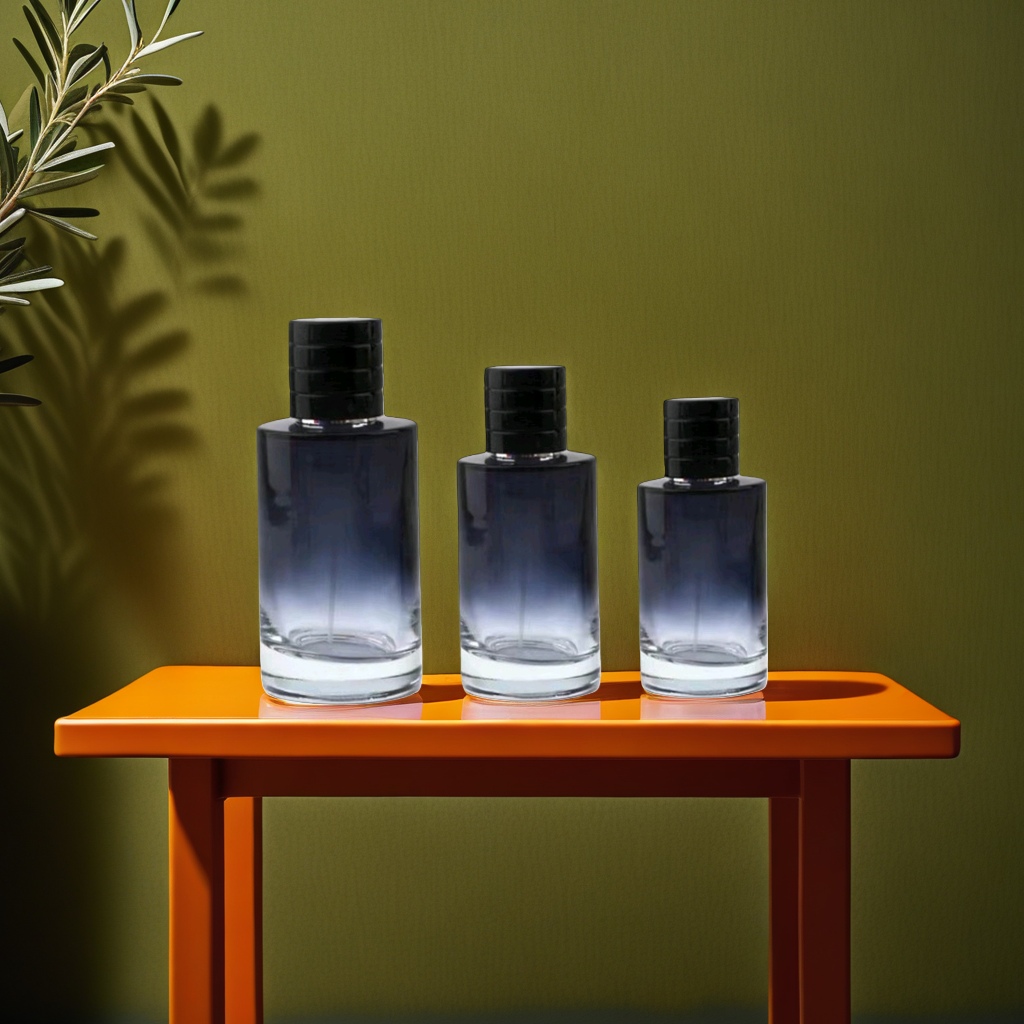 100ml, 30ml, 50ML perfume portioned bottles, high-end glass spray, empty bottles, cosmetics, large capacity press Application Scenario