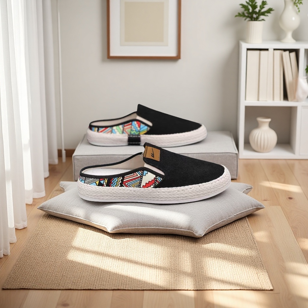 Black canvas casual sports shoes for men and women, thickened, wear-resistant and anti-slip Specification image