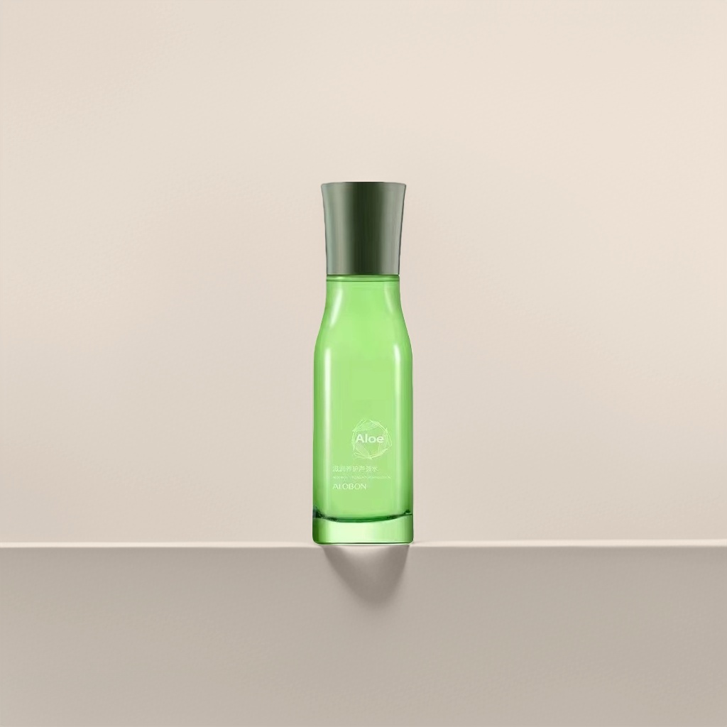 Yabang Aloe Vera Water nourishes and cares for the green bottle, hydrating, moisturizing and repairing the skin Specification image