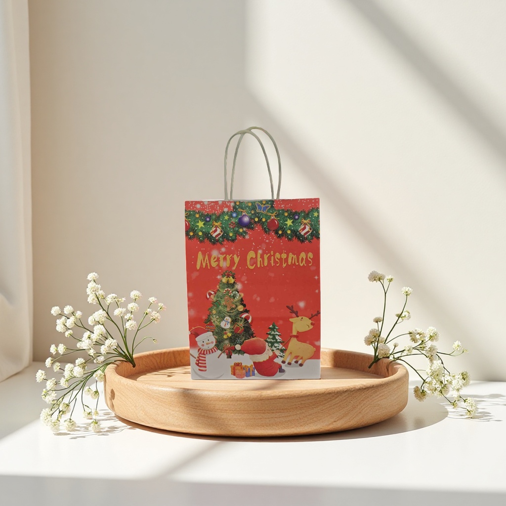 Christmas-themed gift bag, exquisite packaging, gift box, excellent gift choice. 101140434 Application Scenario