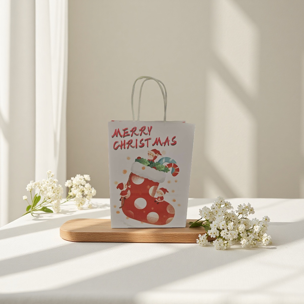 Christmas-themed gift bags, fashionable packaging, gift boxes, excellent gifts. 101736691