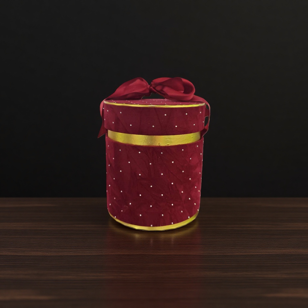 Red velvet gift box with exquisite packaging, a high-end gift box for festivals details Picture