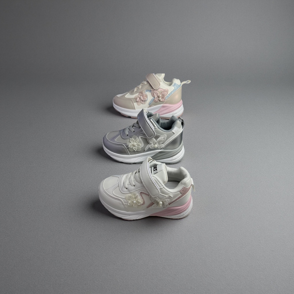 Children's sports shoes are breathable, lightweight, anti-slip, comfortable and casual Application Scenario