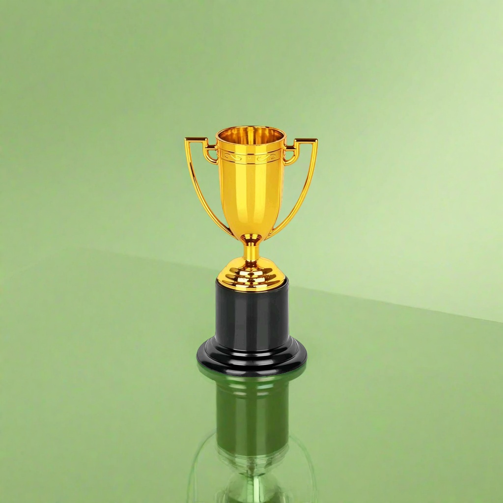 Golden trophy ornaments, trophy souvenirs, high-quality metal trophies